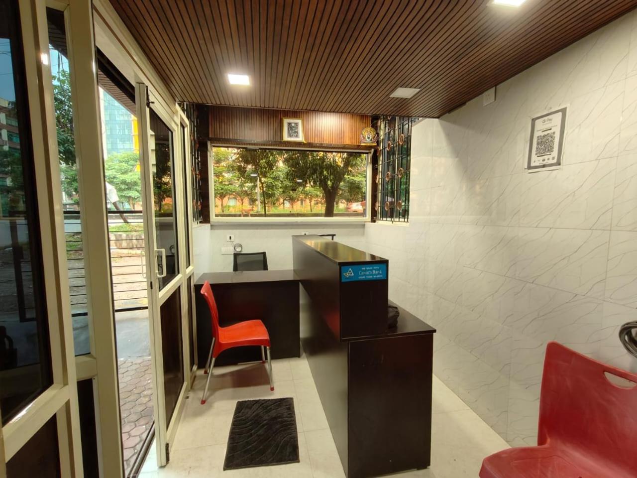 Guest Nest Hotel Manipal Bagian luar foto
